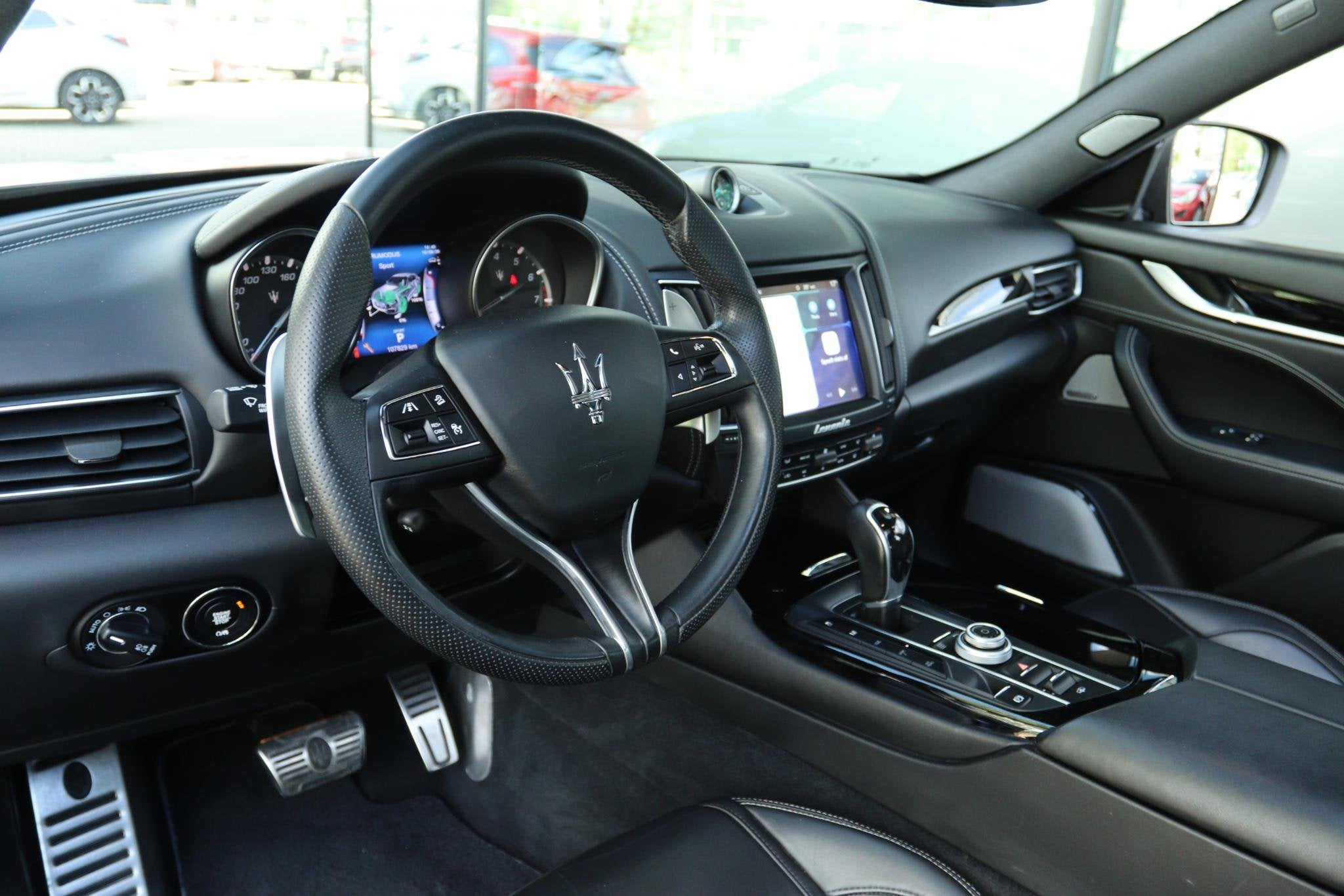 MASERATI LEVANTE 3.0 V6 S AWD GRANLUSSO | PANO | CARPLAY | L, Auto's, Maserati, Gebruikt, Euro 6, 138 €/maand, 2084 kg