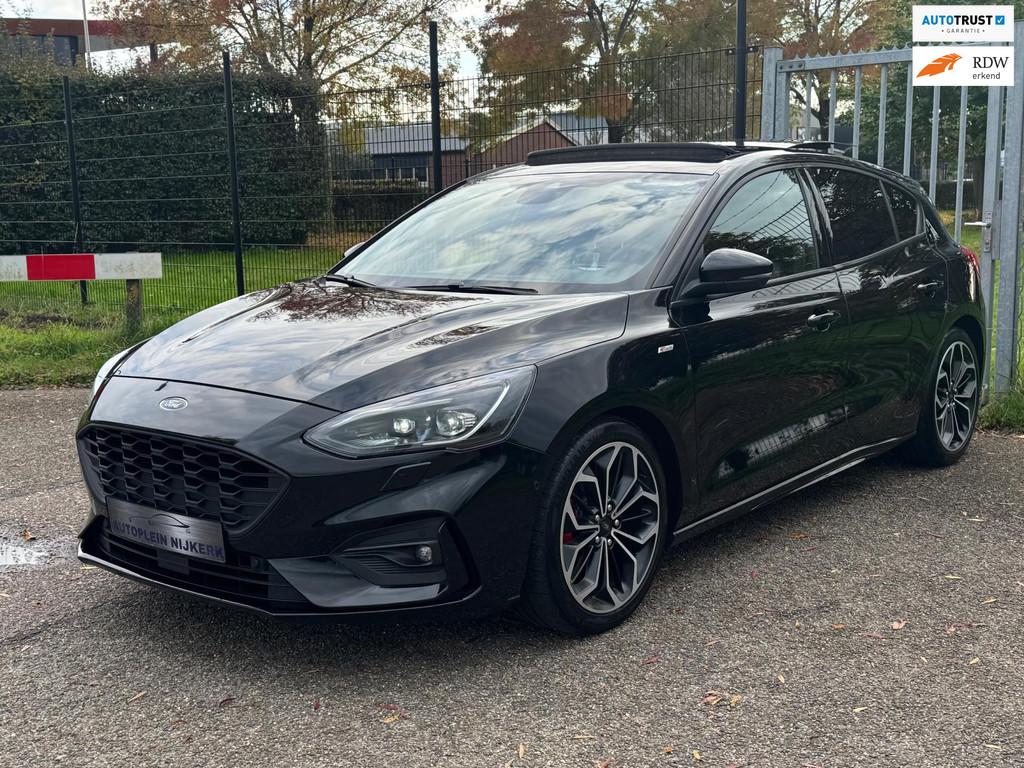 Ford Focus 1.0 EcoBoost ST Line Panodak LED Camera MEGA VOL!, 125 pk, Gebruikt, Euro 6, Adaptive Cruise Control