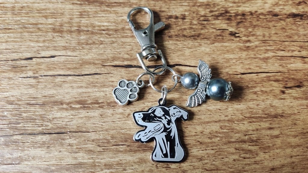 Sleutelhanger Whippet Greyhound RVS met beschermengeltje, Verzamelen, Verzenden, Nieuw, Dier of Natuur