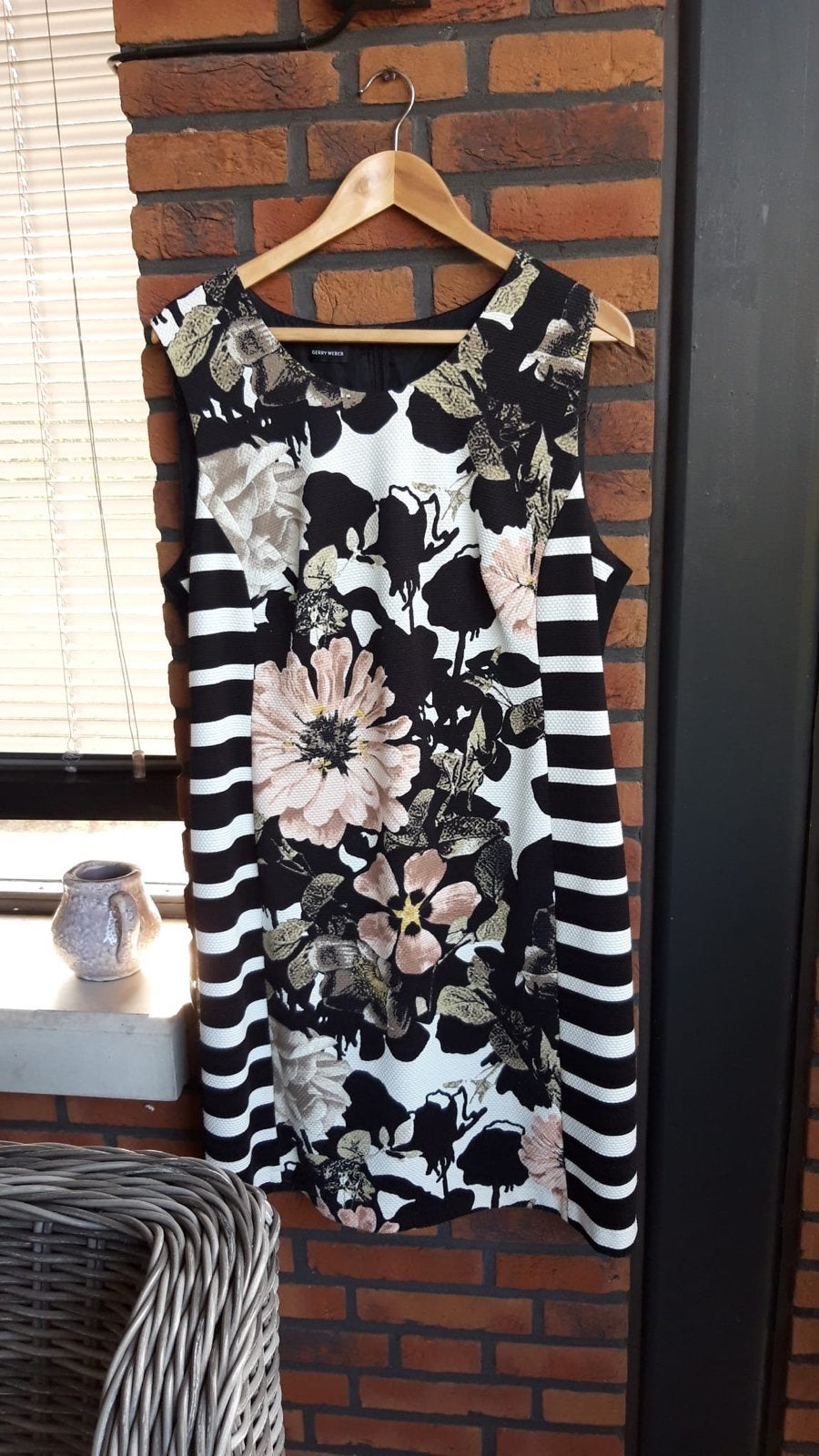 Gerry Weber Jurk Maat 46 - Bloemen & Strepen, Kleding | Dames, Meerkleurig, Maat 46/48 (XL) of groter, Ophalen of Verzenden, Zo goed als nieuw