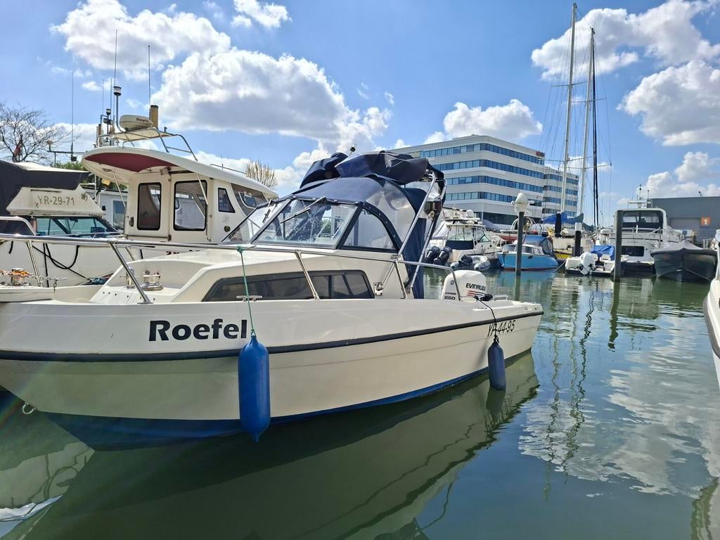 Weg is weg sportboot met 250pk injectie motor in goeie staat, Watersport en Boten, Speedboten, 6 meter of meer, Ophalen of Verzenden