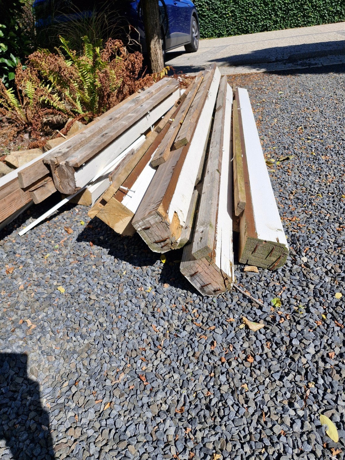 gratis 8 balken van ongeveer 2m lang en 80x120m dik ongeveer, Ophalen of Verzenden, 180 tot 250 cm, Balken