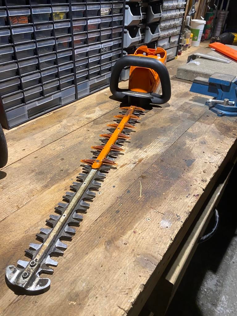 Stihl heggenschaar op accu, Tuin en Terras, Ophalen of Verzenden, Zo goed als nieuw, Accu