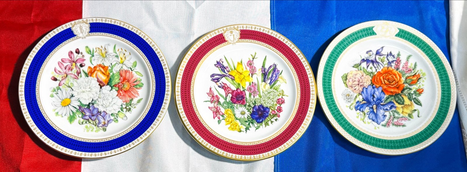 Koninklijke Mosa - Set of 3 Royal Commemorative Plates, Ophalen of Verzenden