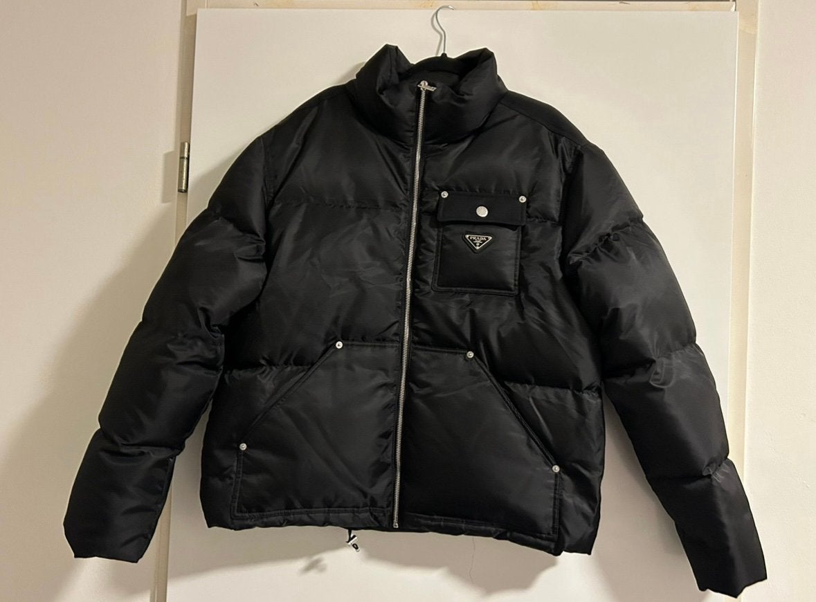 Cropped Re-Nylon down jacket, Ophalen, Nieuw, Maat 48/50 (M), Zwart