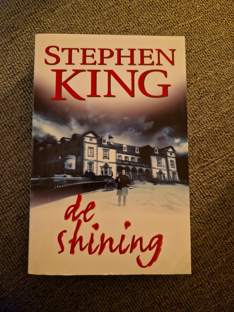 Stephen King - De Shining (Paperback), Boeken, Avontuur en Actie, Gelezen, Ophalen of Verzenden