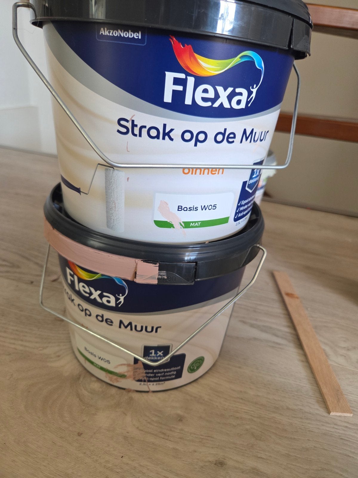Restjes Flexa muurverf roze tinten (ca. 750 ml - 1 liter), Ophalen