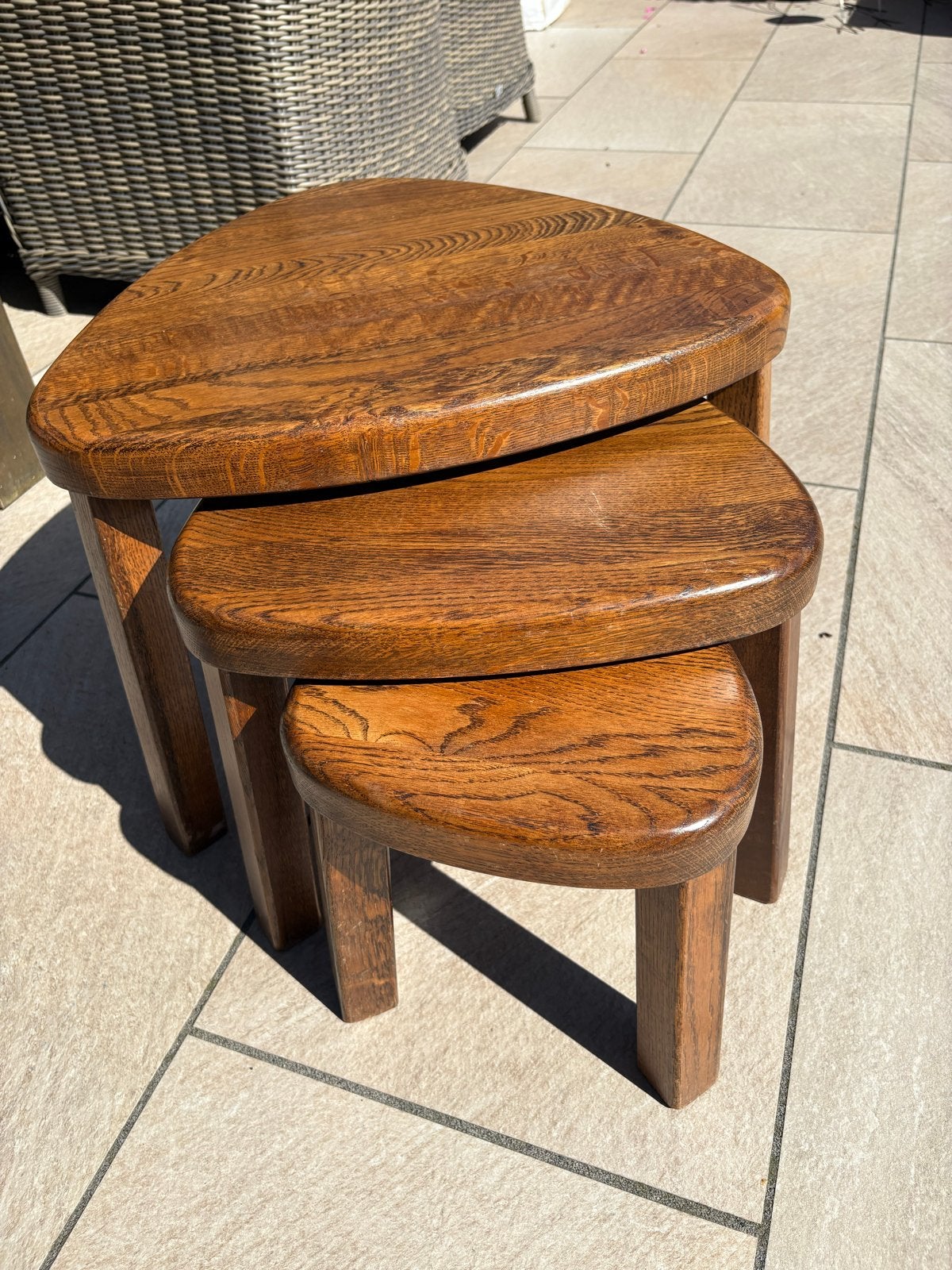 Brutalist Bijzettafels / Nesttafels Eikenhout - Jaren 70, Huis en Inrichting, Tafels | Salontafels, Ophalen, Minder dan 50 cm