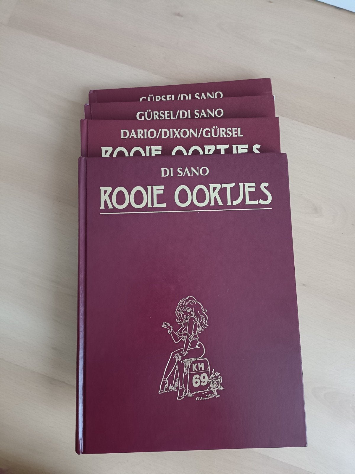 4x Rooie oortjes verzamel album, Meerdere stripboeken, Ophalen of Verzenden, Zo goed als nieuw