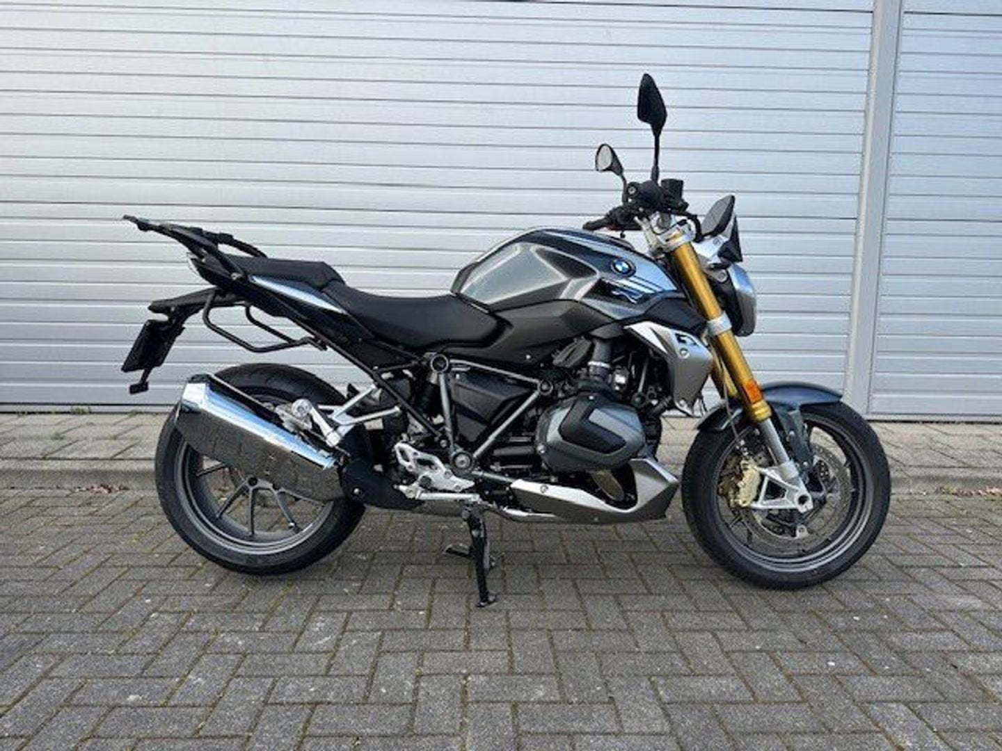 BMW R 1250 R (bj 2022), 2 cilinders, 1254 cc, Motorrijbewijs A, Bedrijf