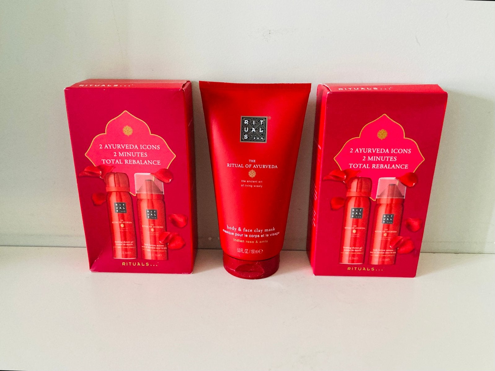 Rituals Ayurveda 2 mini body giftset + body & face claymask, Ophalen of Verzenden, Zo goed als nieuw