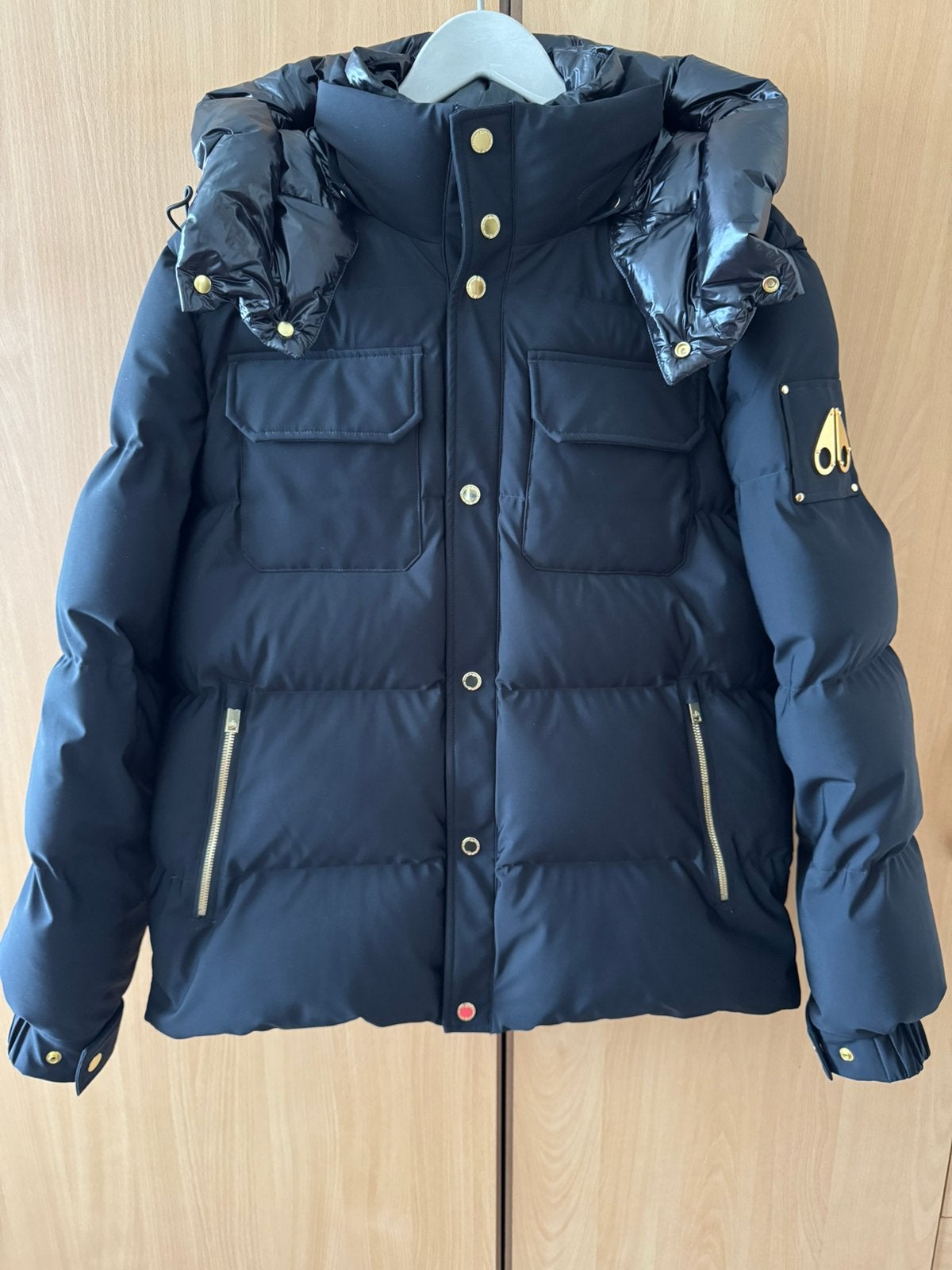 Moose Knuckles Suthep Jas, Ophalen of Verzenden, Zo goed als nieuw, Maat 48/50 (M), Zwart