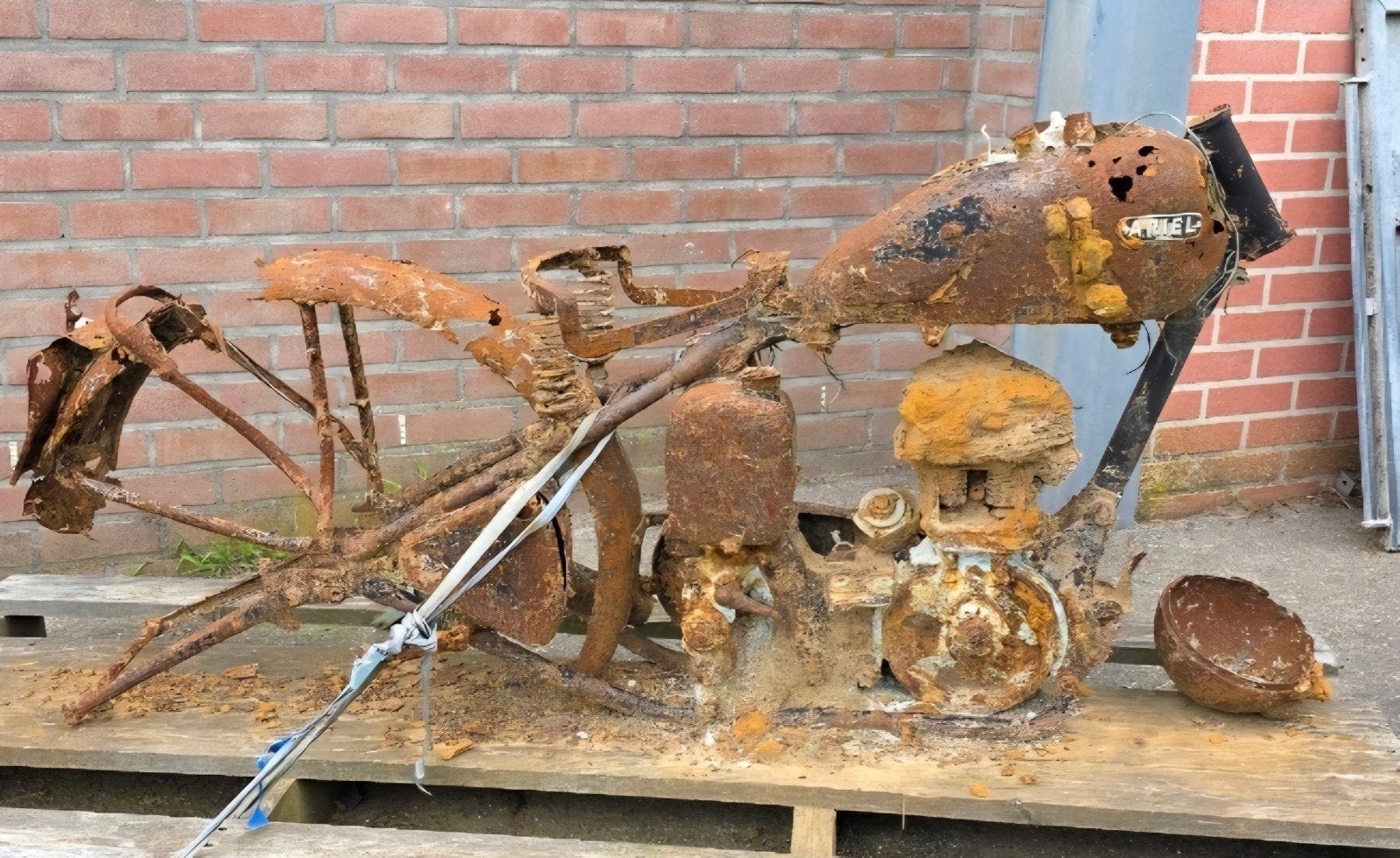 ariel vb550 1934 ,opgegraven bij kevelaer, Ophalen of Verzenden