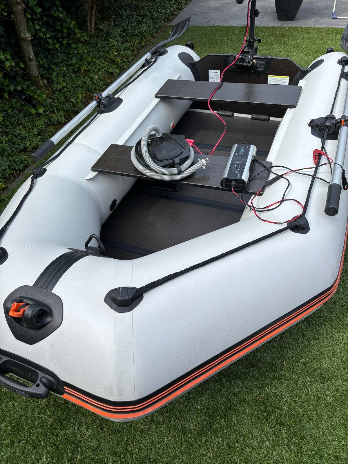 Kolibri KM-260 Opblaasboot met elektrische motor, Watersport en Boten, Ophalen, Inclusief motor, Elektrisch, Hout