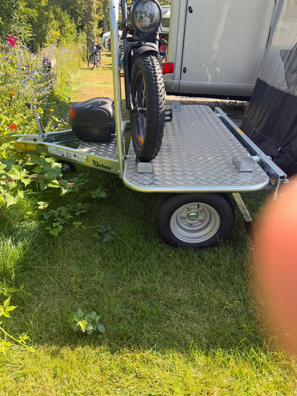 Gloednieuw !! Sawiko/debon motor/scooter aanhanger, Particulier