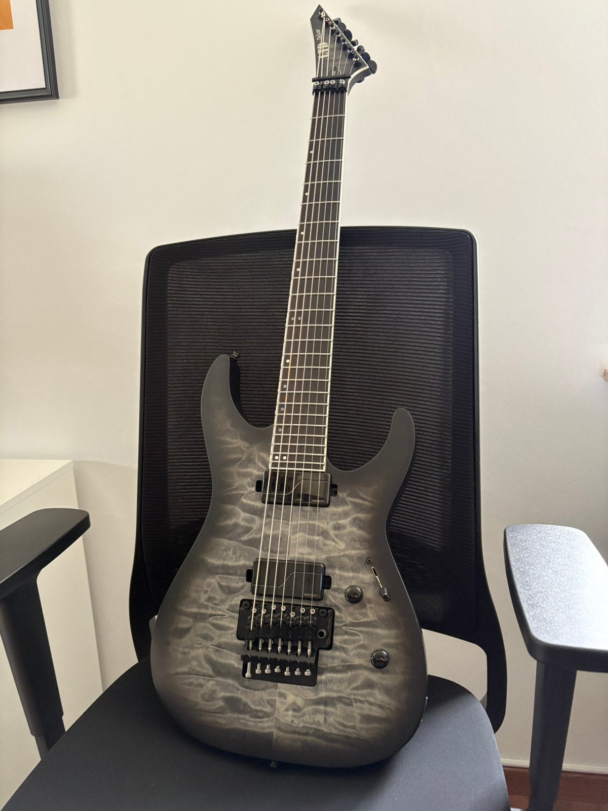 ESP LTD M-1007 Deluxe (Charcoal Burst QM), Muziek en Instrumenten, Ophalen, Zo goed als nieuw, Solid body, Overige merken