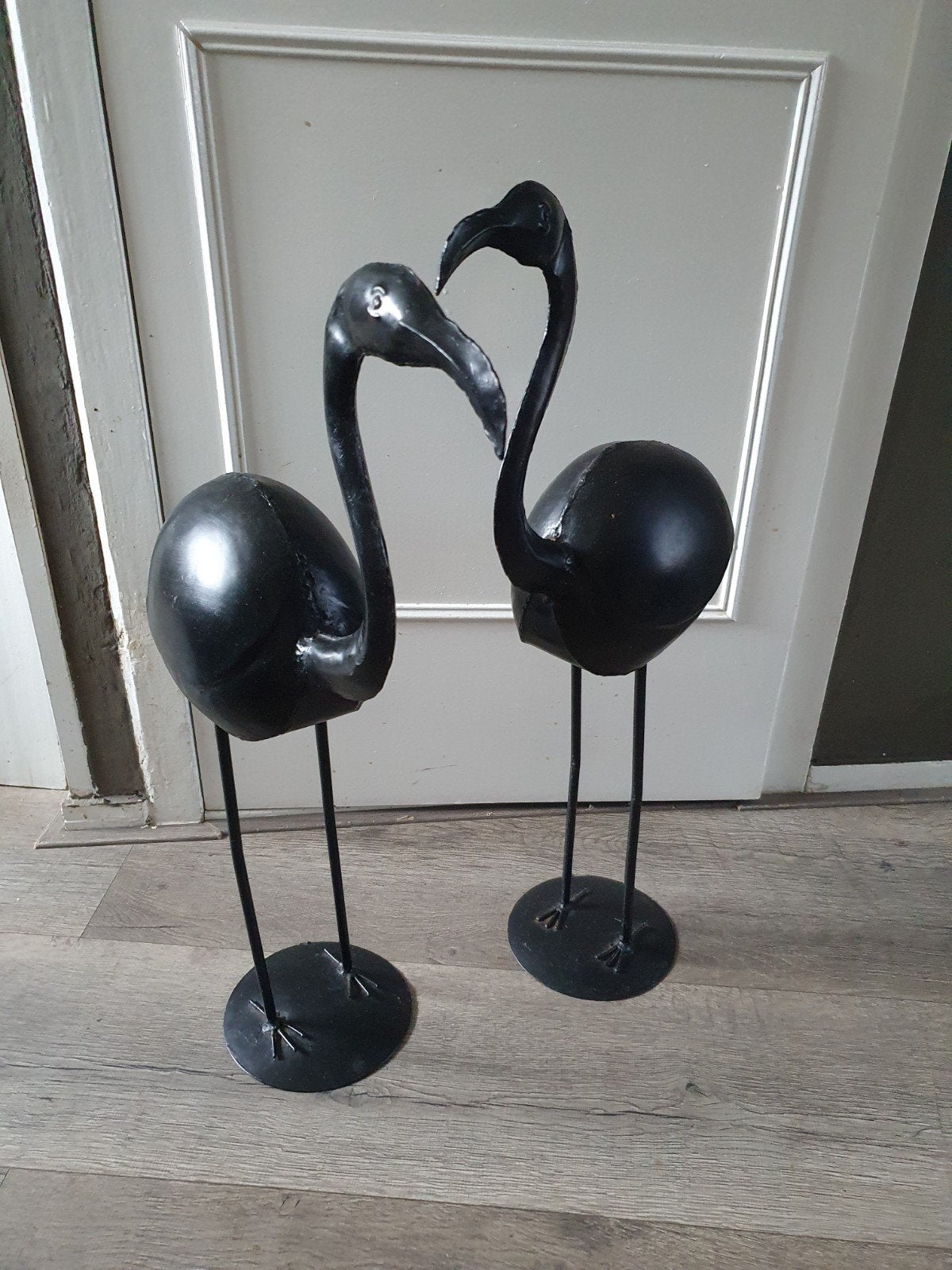 Decoratieve flamingo beelden (set van 2), Ophalen, Gebruikt, Zwart, Metaal