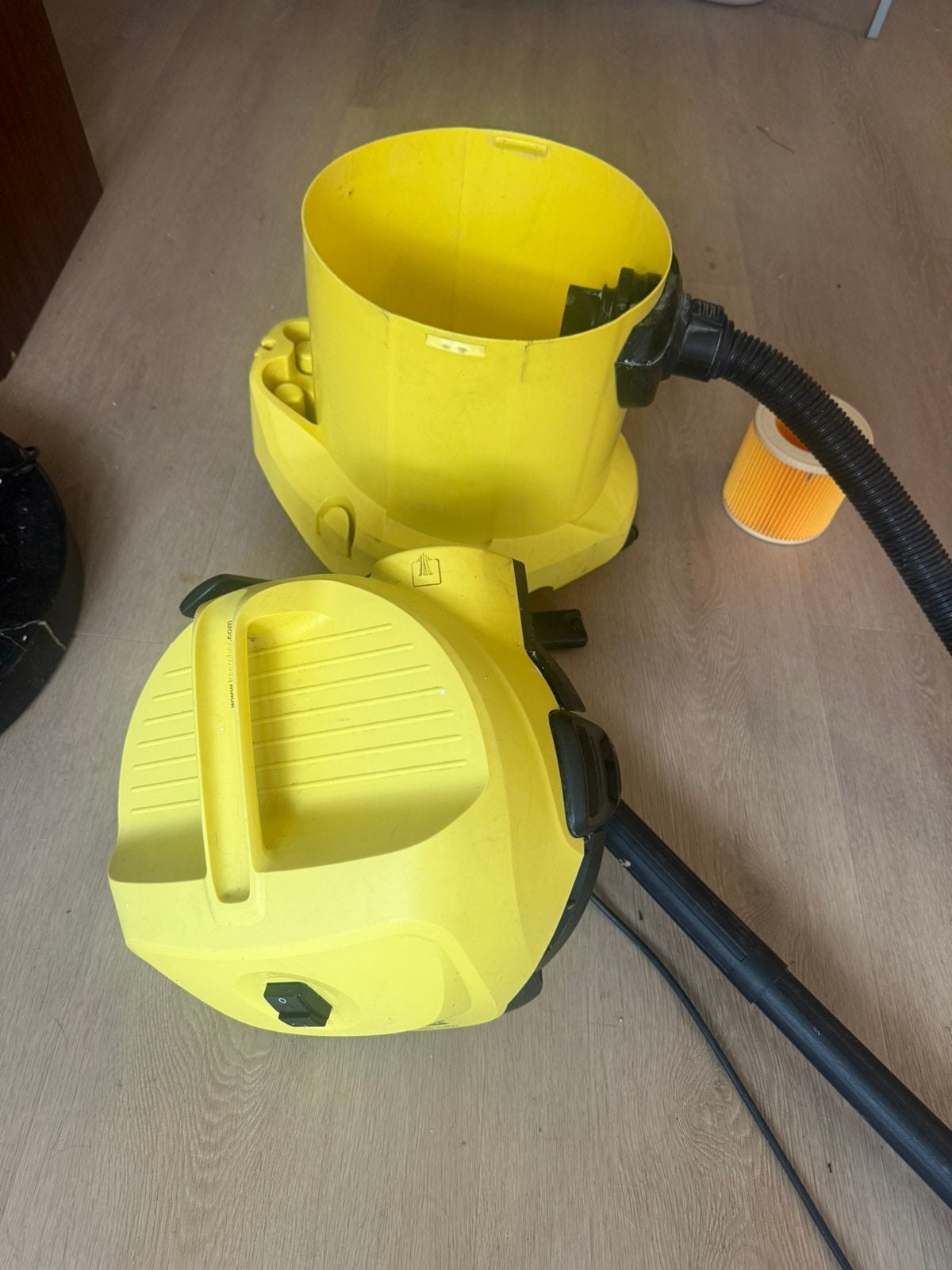 Kärcher WD 3.200 Nat- en Droogzuiger – Nieuw Filter, Inclusief accessoires, Gebruikt, Kärcher, Industriële stofzuiger