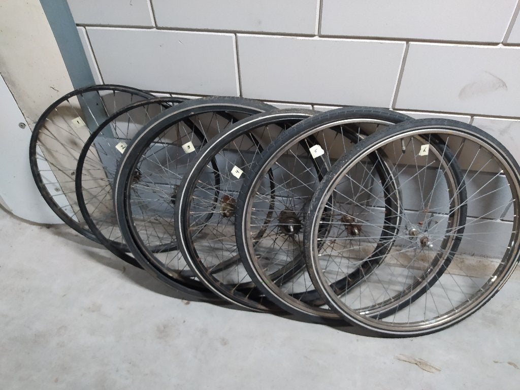 diverse fietswielen voor- en achterwielen, Gebruikt, Overige materialen, Oldtimerfiets, Ophalen