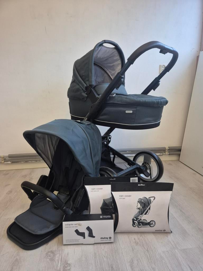Mutsy 2-in-1 Kinderwagens - Nieuw/Showroom, Kinderen en Baby's, Kinderwagens en Combinaties, Nieuw, Combiwagen, Mutsy, Met reiswieg