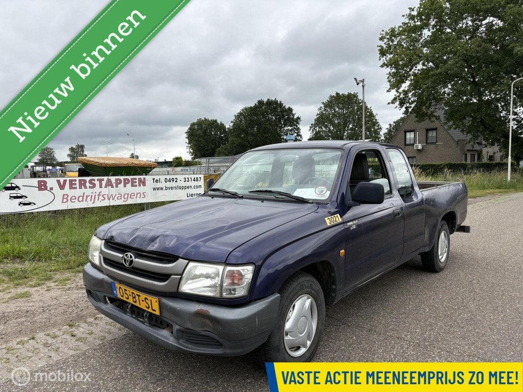 Toyota HiLux 2.5 D4-D 90 Xtra, Auto's, Toyota, 2500 cc, Origineel Nederlands, Bedrijf, Grijs