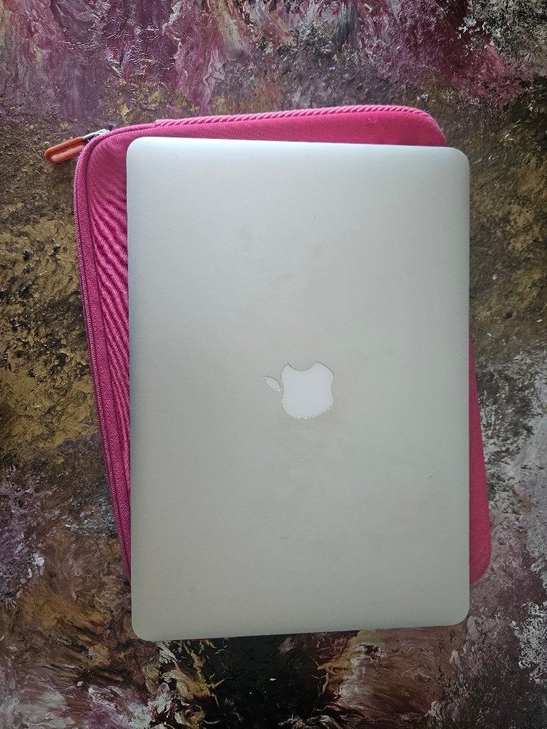 Apple macbook, Computers en Software, Apple Macbooks, Ophalen, Gebruikt, 256 GB, 2 tot 3 Ghz