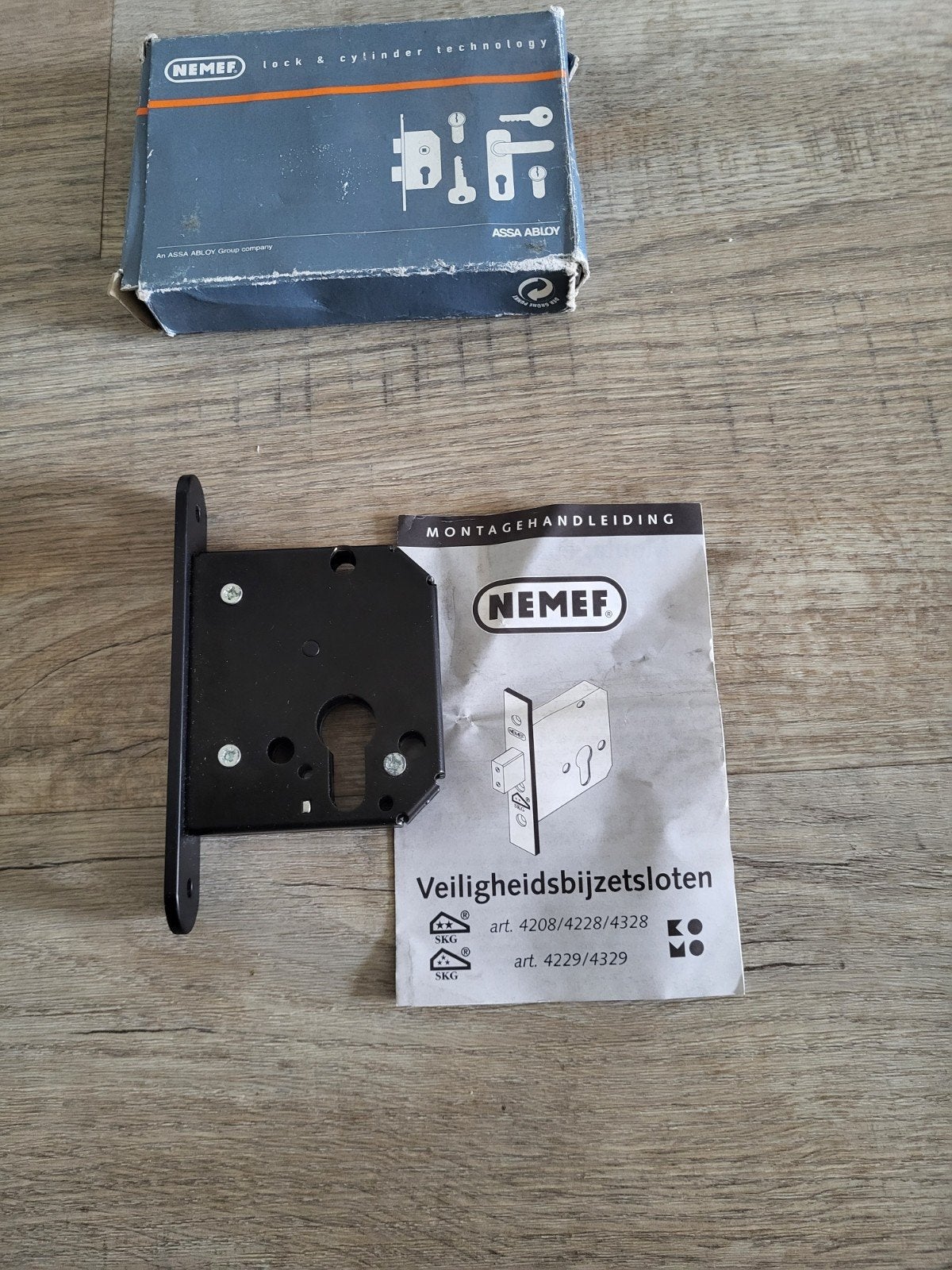 NEMEF Veiligheidsbijzetslot - Nieuw in doos, Ophalen of Verzenden, Nieuw, Slot
