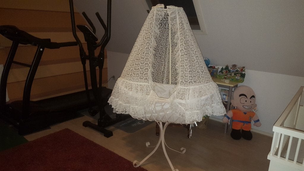 wieg Rotan, Ophalen, Zo goed als nieuw, Wieg