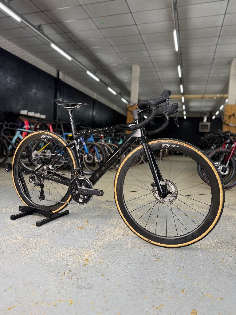 BMC RoadMachine 01 Di2 Carbon Racefiets, Ophalen, Zo goed als nieuw, Overige typen
