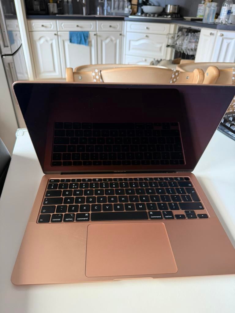 MacBook Air 13” 2020 – Roségoud – Zo goed als nieuw!, 13 inch, Minder dan 2 Ghz, Ophalen of Verzenden, Zo goed als nieuw