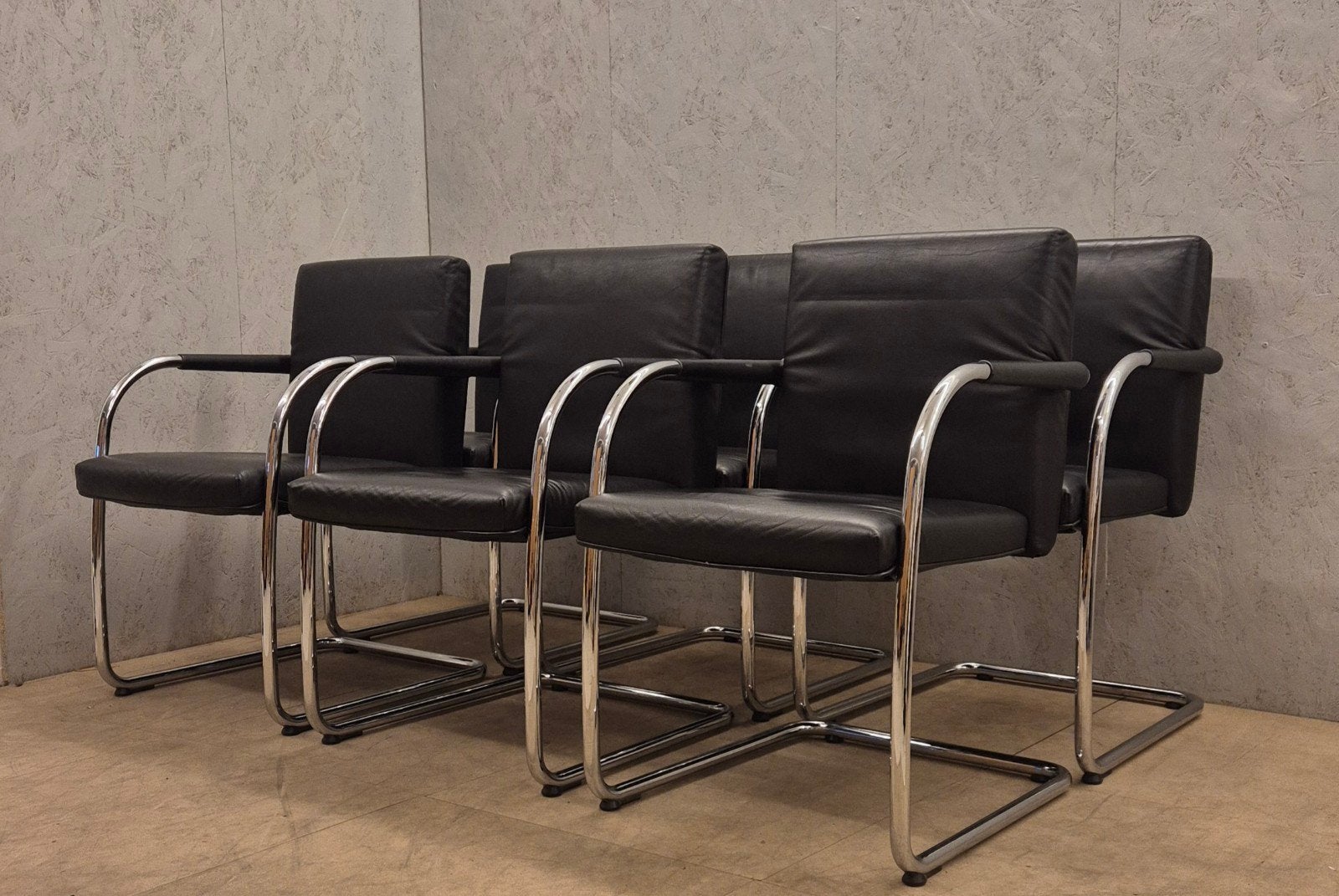 Vitra Visasoft Visavis design vergaderstoelen, Huis en Inrichting, Gebruikt, Zwart, N.v.t, Modern