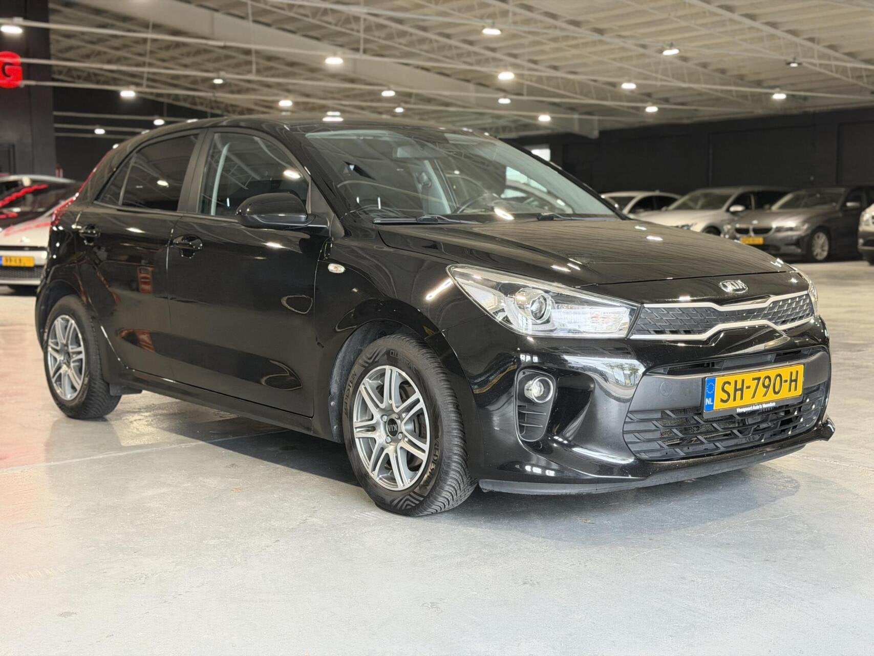 Kia Rio 1.0 TGDI ComfortPlusLine Navigator, Voorwielaandrijving, Verwarmde buitenspiegels, 450 kg, Gebruikt
