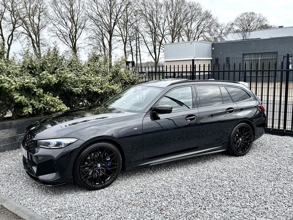 BMW 3 Serie Touring M340i xDrive Pano|Leer|LED|Camera|Headup, Auto's, Automaat, Gebruikt, 1770 kg, Met garantie (alle)