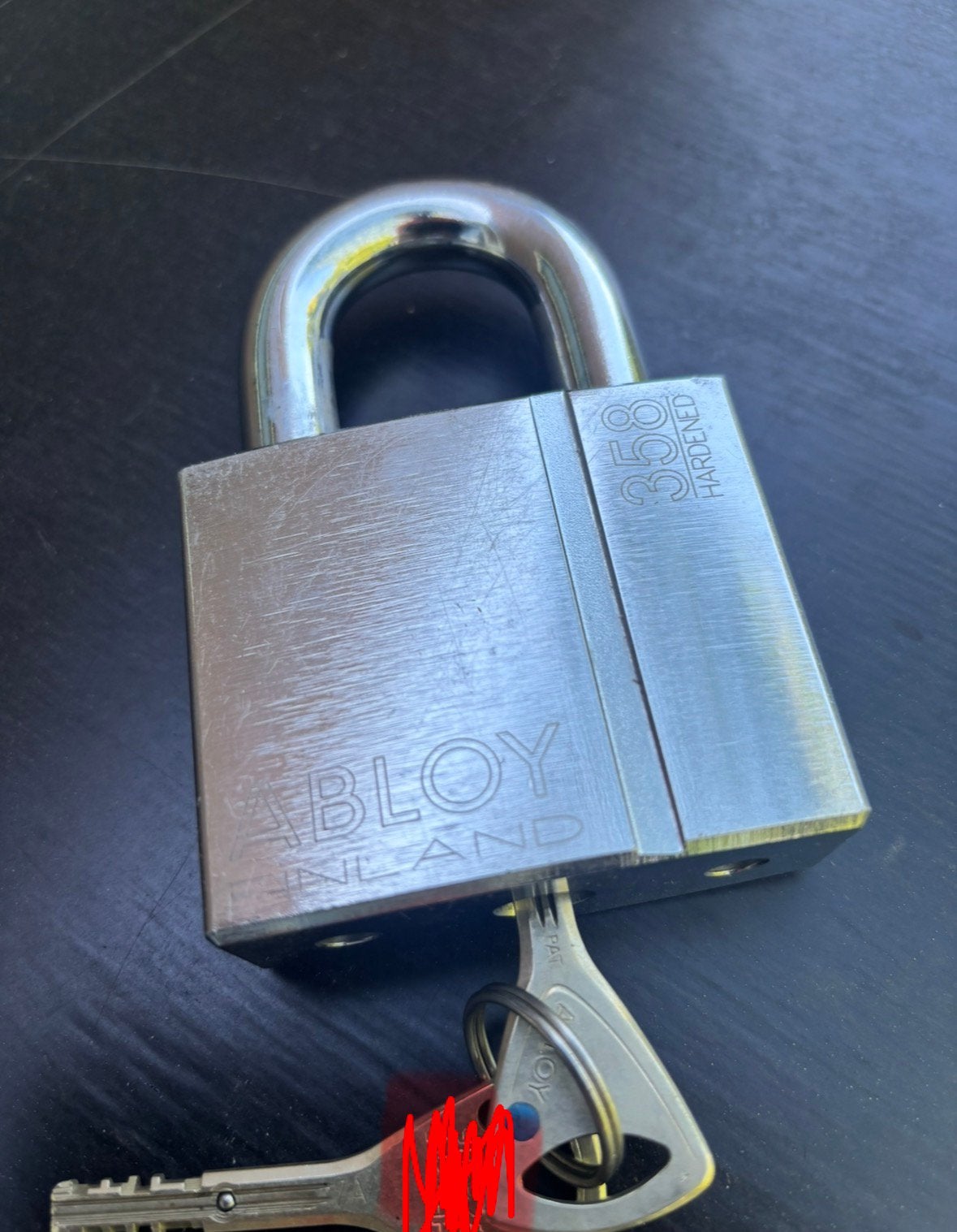 ASSA ABLOY PL358 Gehard Hangslot CEN5 met Sleutels, Ophalen of Verzenden, Gebruikt, Overige materialen, Slot