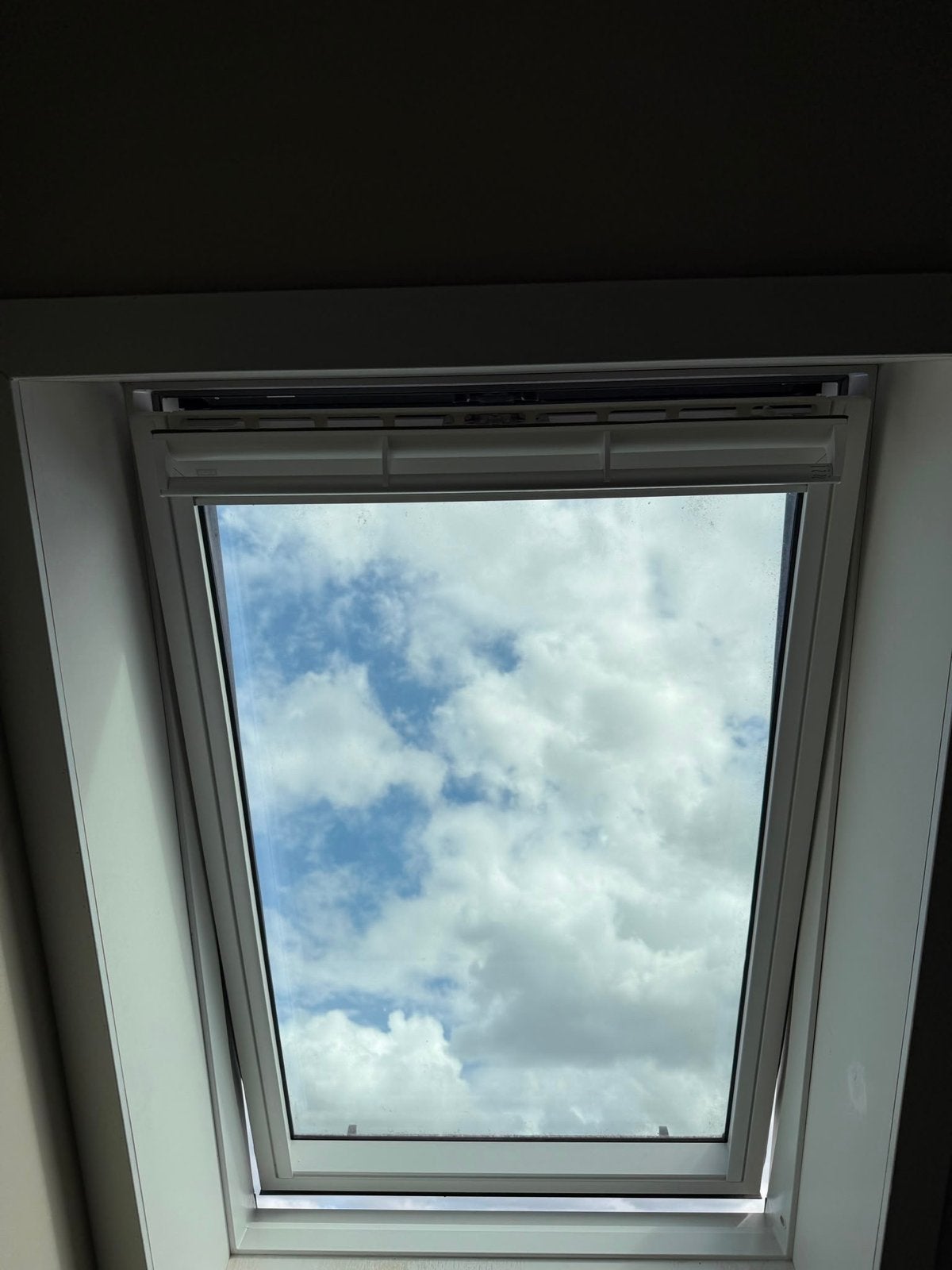 Velux Dakraam GGU PK08 met verduisterend rolgordijn - ZGAN, Doe-het-zelf en Verbouw, Glas en Ramen, Ophalen, 80 tot 120 cm, 120 tot 160 cm