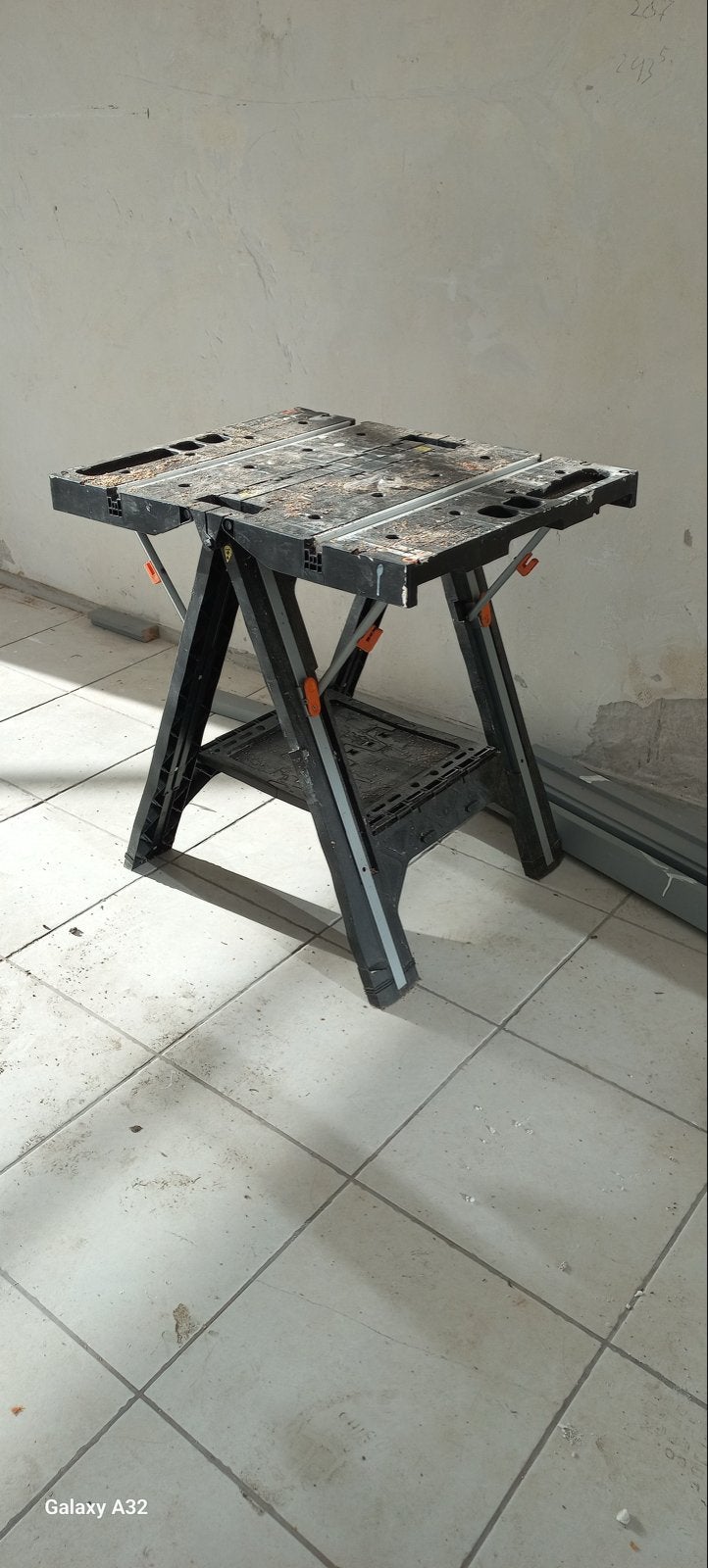 Inklapbare Werkbank / Werktafel - Handig en Compact, Ophalen, Gebruikt, 70 tot 120 cm, Inklapbaar