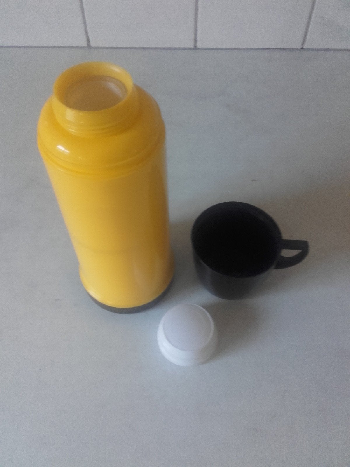 thermosfles voor de kinderen, Ophalen of Verzenden, Gebruikt, Kunststof, Geel