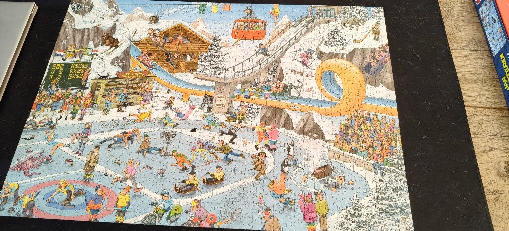 Jan van Haasteren -De winterspelen. 1000 stukjes, Ophalen, 500 t/m 1500 stukjes, Zo goed als nieuw, Legpuzzel