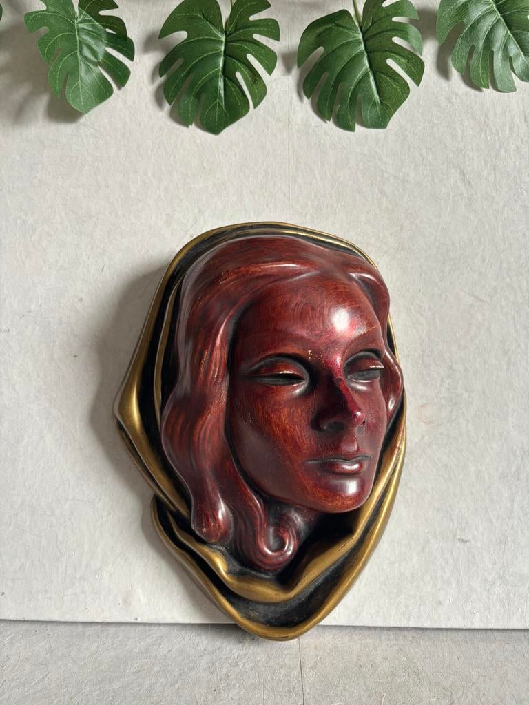 Vintage wandmasker van een vrouwenhoofd, Achatit Werkstätten, Antiek en Kunst, Kunst | Beelden en Houtsnijwerken, Masker, Ophalen of Verzenden