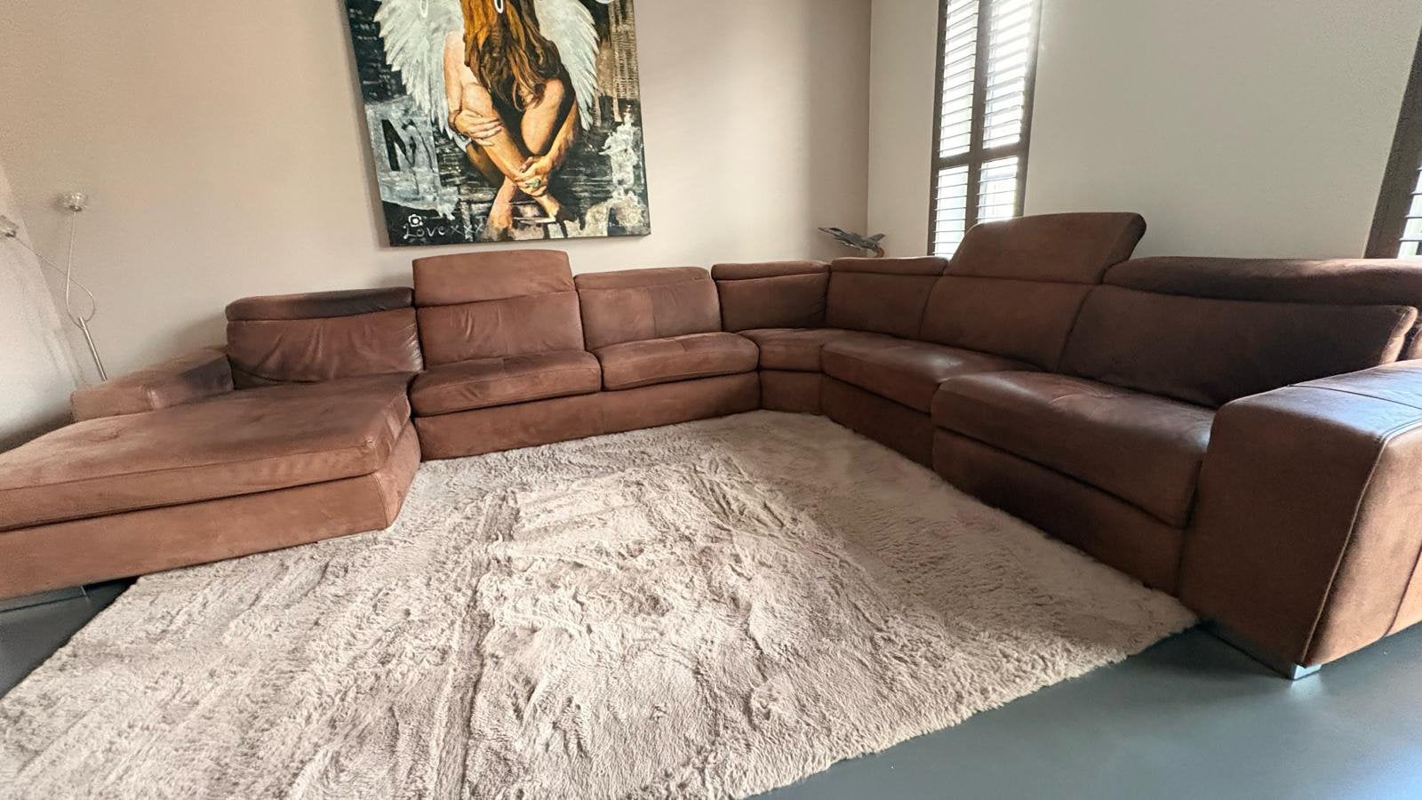 Ruime Nubuck Leren Hoekbank met Elektrische Relaxfunctie, Huis en Inrichting, Banken | Bankstellen, Ophalen, Gebruikt, Hoekbank