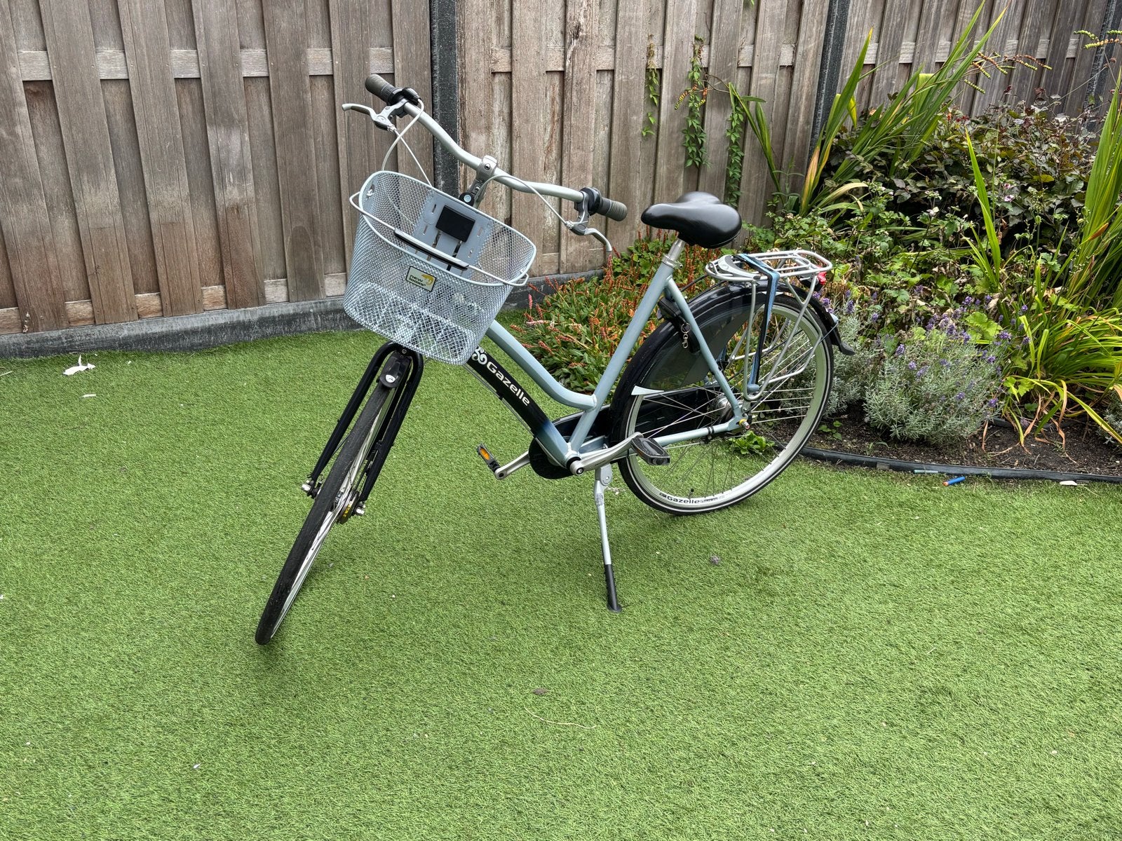 Gazelle damesfiets met afneembare mand, Ophalen, Gebruikt, Versnellingen, 56 cm of meer