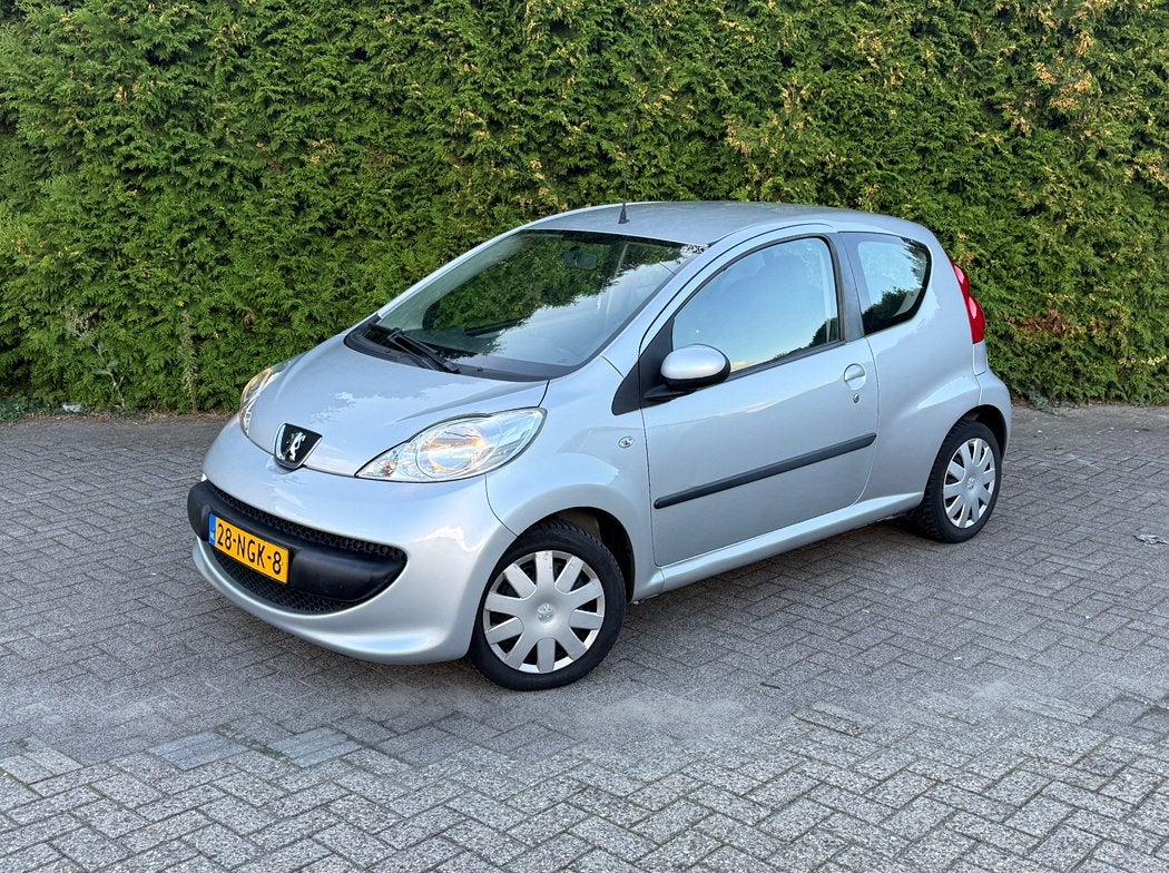 Super nette Peugeot 107 airco elektr. Ramen 1.0 12V XR 2005, Voorwielaandrijving, Stof, Metallic lak, 765 kg