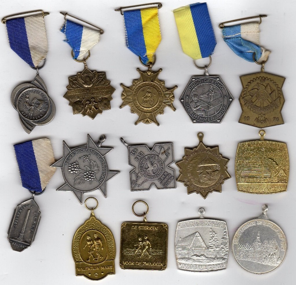 14 wandelmedailles nummer 2 ook los te koop: 1,50 euro per, Ophalen of Verzenden, Gebruikt, Overige onderwerpen