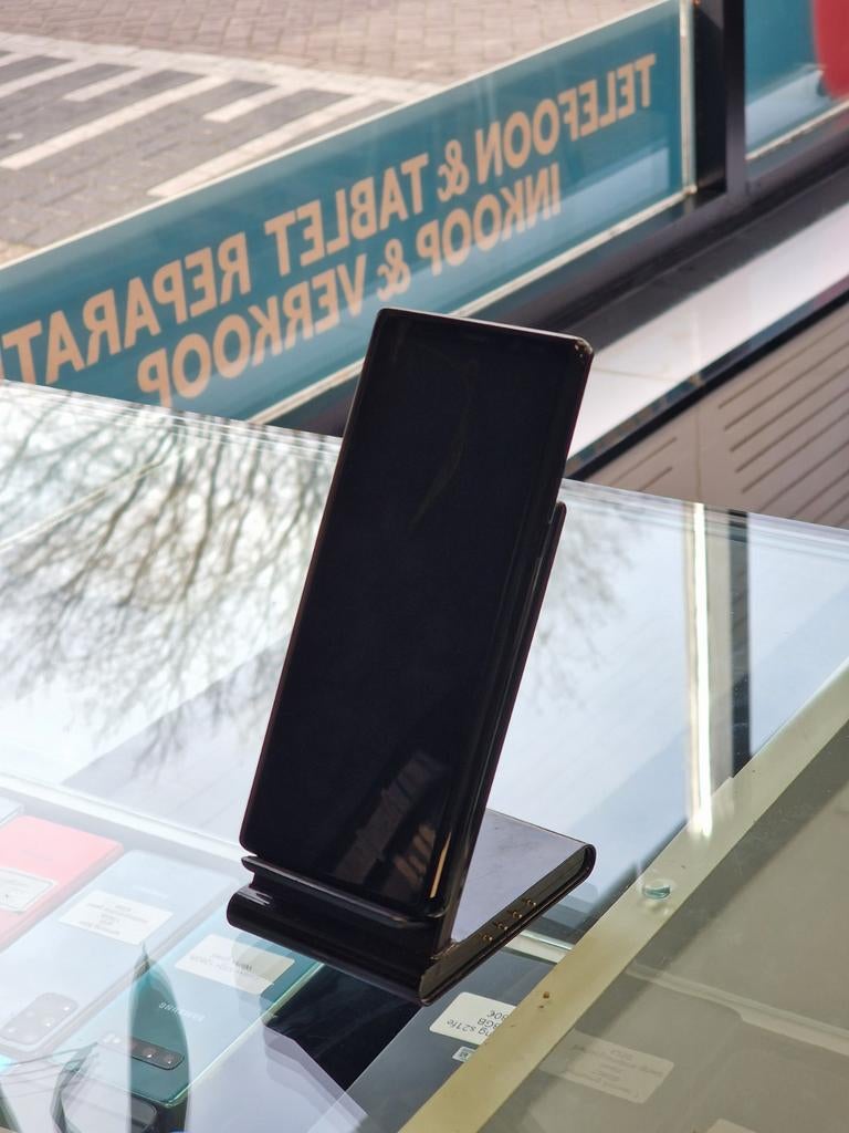 Samsung note 8.  64 GB.   2 jaar garantie
