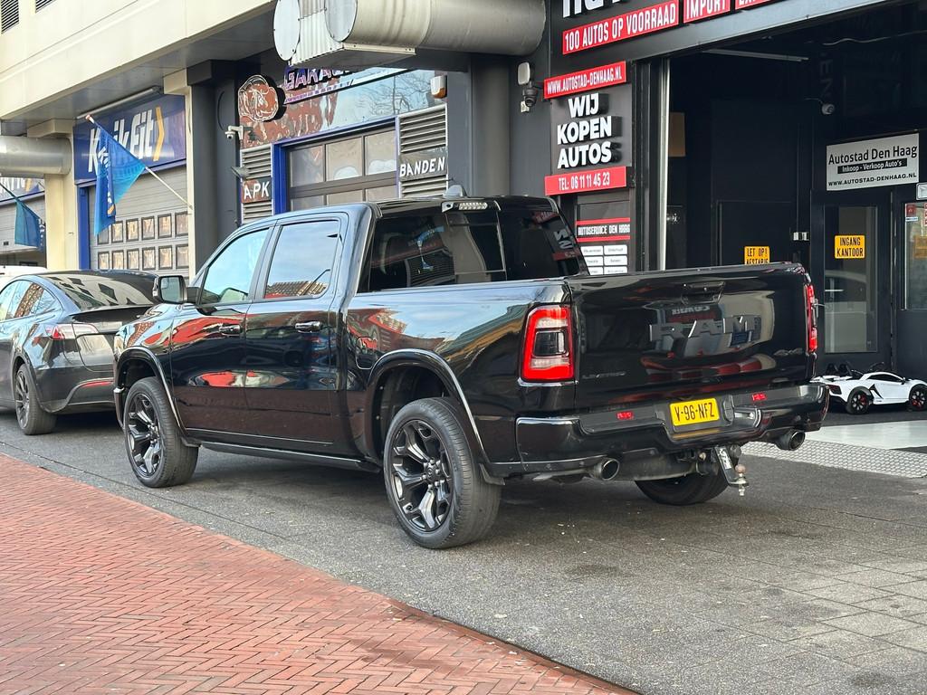 Dodge Ram 1500 5.7 V8 4x4 Crew Cab Limited Vol Opties!, Auto's, Gebruikt, 5654 cc, Zwart, Leder