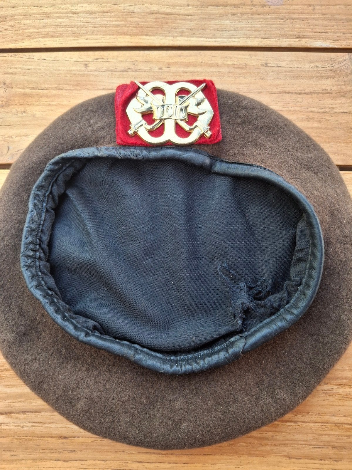 Vintage Marine Baret met OCIO Embleem - Maat 57, Verzamelen, Ophalen of Verzenden