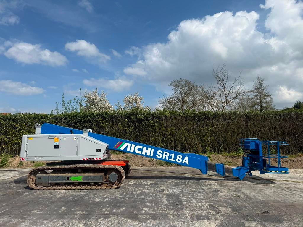 Aichi SR18A Isuzu Diesel 20 meter Rups Telescoop Hoogwerker, Ophalen of Verzenden