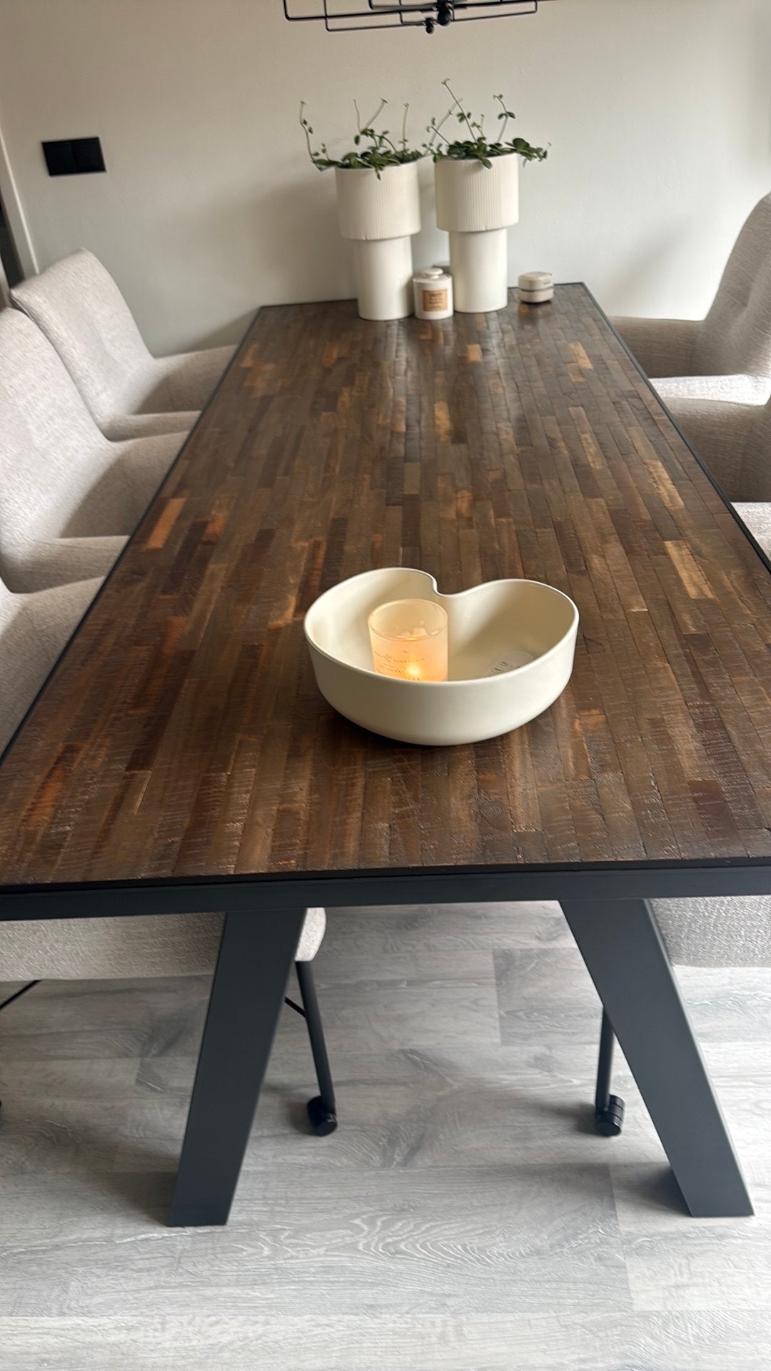 leuke tafel van wood, Ophalen, 200 cm of meer, Zo goed als nieuw, Vijf personen of meer