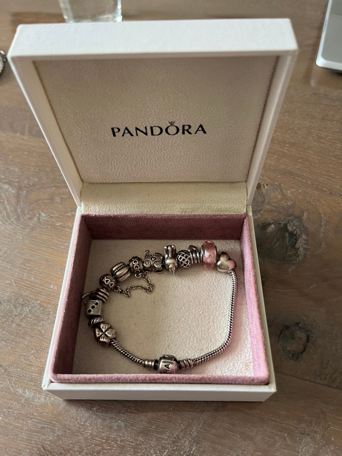 Pandora armband, Overige kleuren, Ophalen of Verzenden, Zo goed als nieuw, Met bedels of kralen
