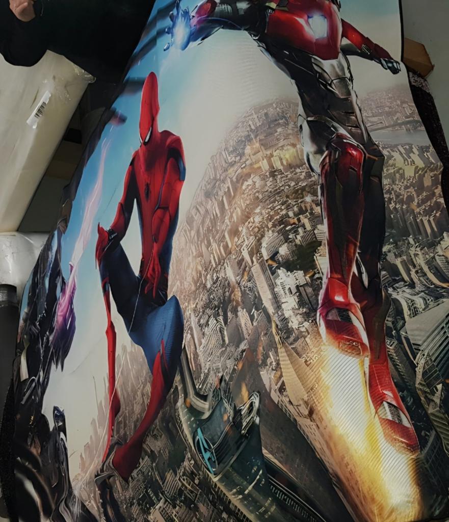 Zeer groot wandkleed SPIDERMAN & IRONMAN, Antiek en Kunst, Ophalen of Verzenden